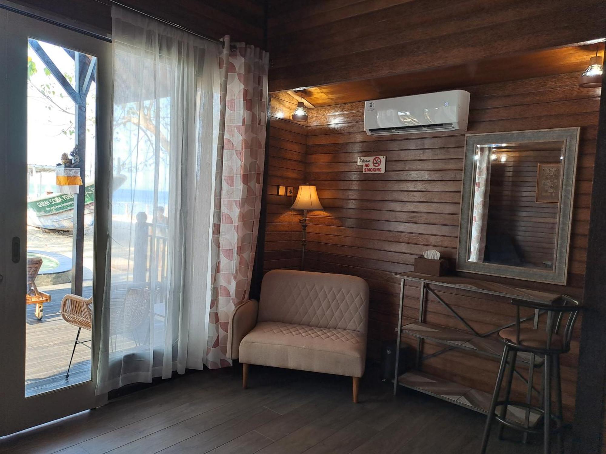 Beach House Penida Ped Стая снимка